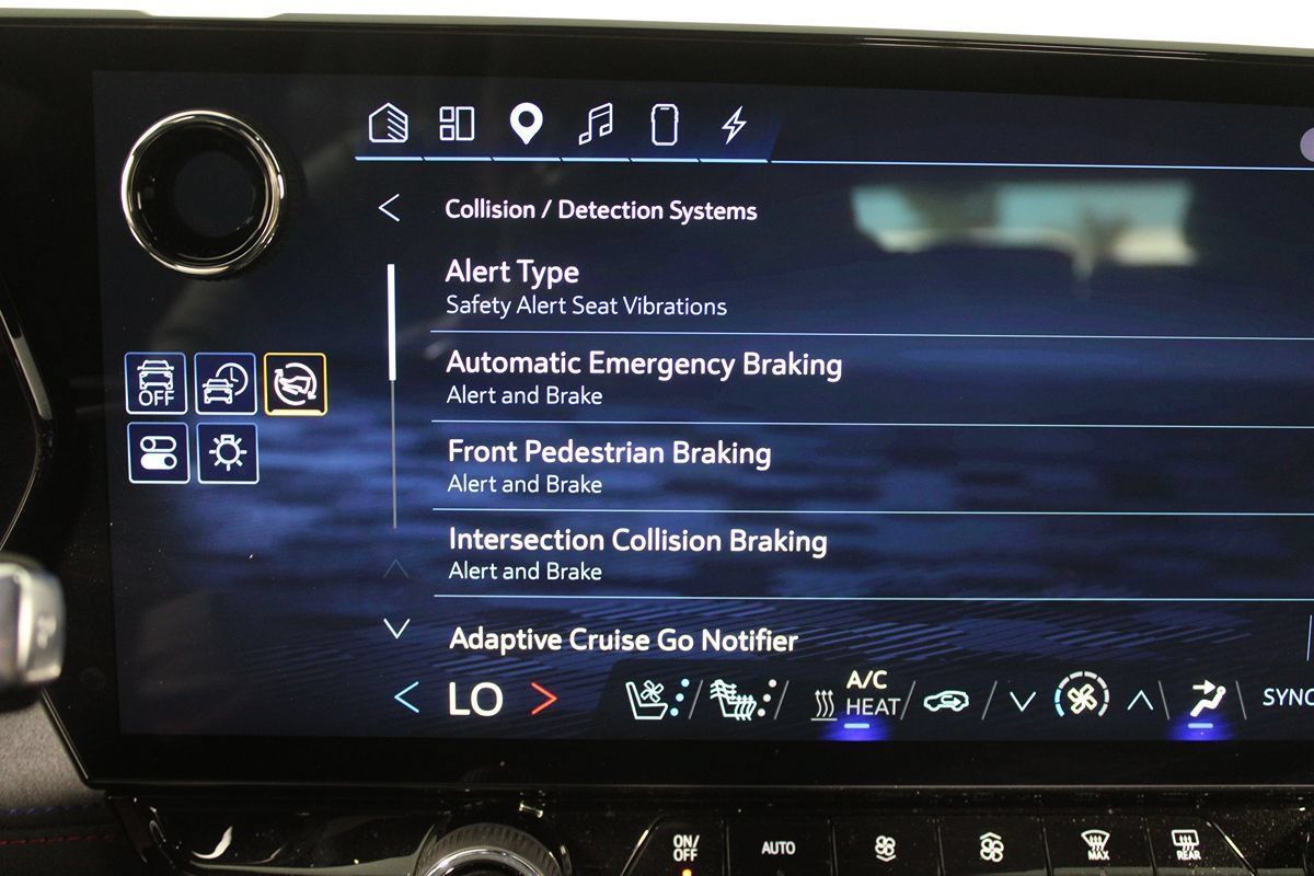 Used 2024 Chevrolet Blazer EV RS AWD/4WD image 18