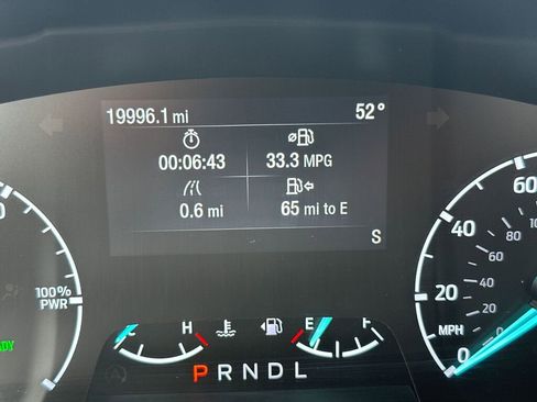 Used 2024 Ford Maverick XL image 3