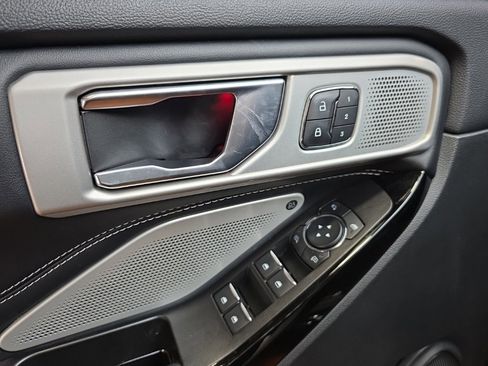 Used 2022 Ford Explorer ST w/ Equipment Group 401A image 32