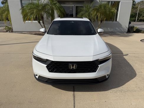 Certified 2024 Honda Accord EX image 9