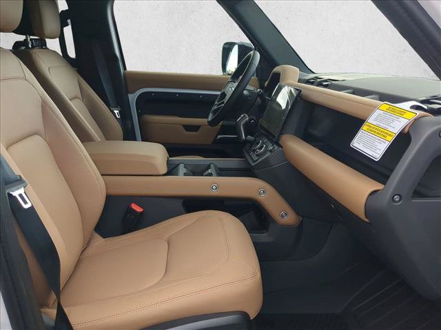 New 2026 Land Rover Defender 110 X-Dynamic SE AWD/4WD image 19