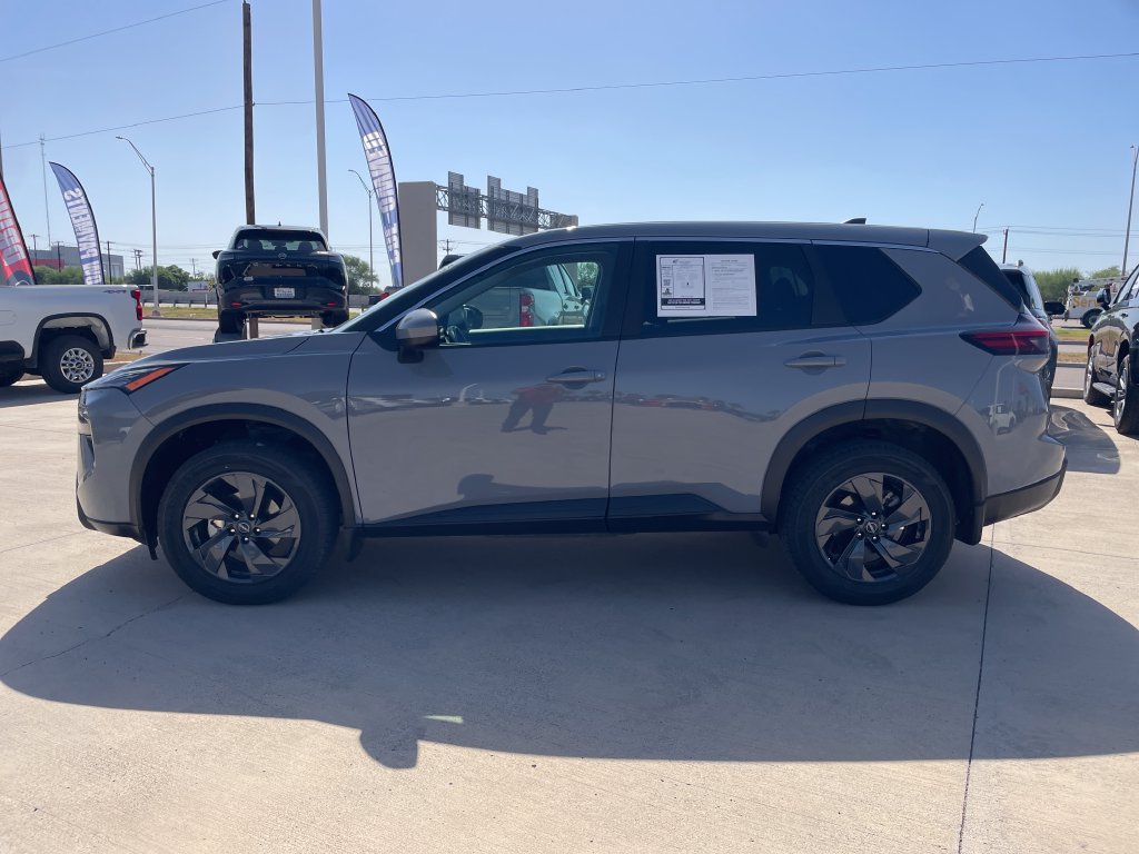 Certified 2026 Nissan Rogue SV FWD image 2