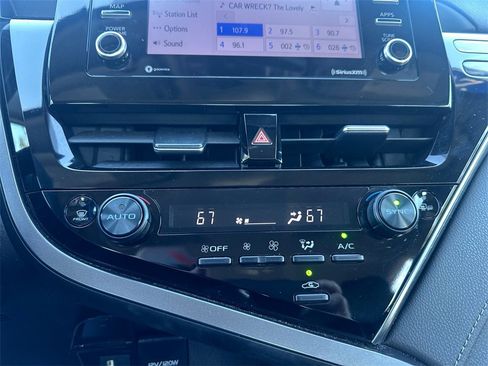 Used 2023 Toyota Camry SE image 22
