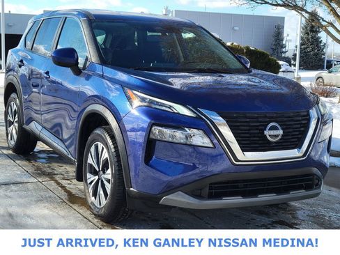 Certified 2023 Nissan Rogue SV image 1