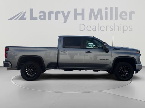Used 2025 Chevrolet Silverado 2500 LT w/ All Star Edition AWD/4WD image 6