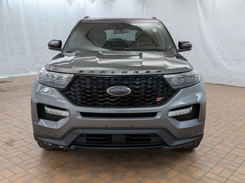 Used 2023 Ford Explorer ST w/ Equipment Group 401A AWD/4WD image 2