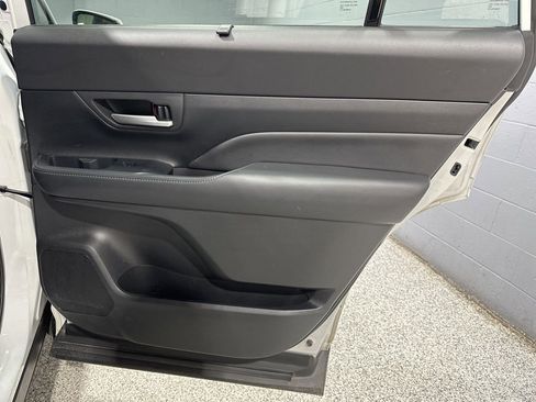 Certified 2024 Toyota Grand Highlander Limited image 20