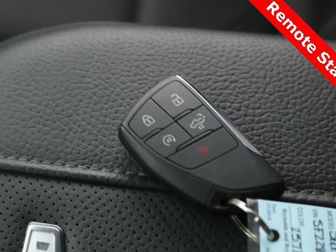 Used 2025 GMC Sierra 2500 Denali w/ Denali Reserve Package image 3