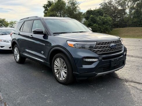 Used 2022 Ford Explorer King Ranch w/ Class IV Trailer Tow Package AWD/4WD image 5