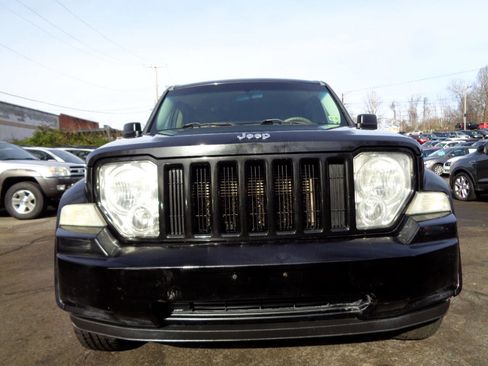 Used 2010 Jeep Liberty Sport w/ Popular Equipment Group image 2