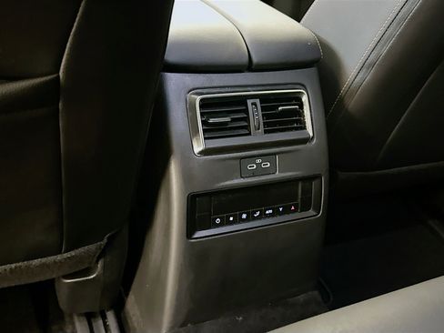 Used 2024 MAZDA CX-90 Plug-In Hybrid w/ Preferred AWD/4WD image 29