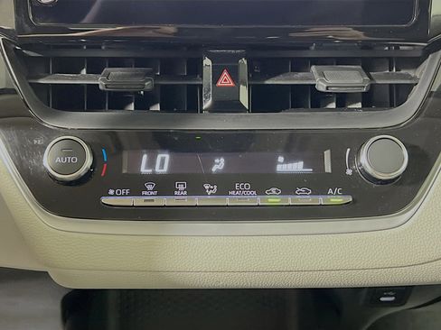 Used 2024 Toyota Corolla LE FWD image 26