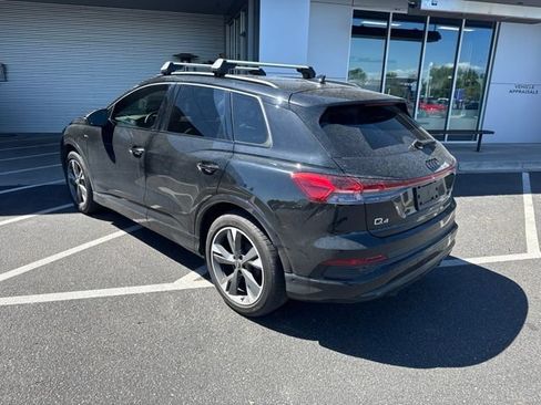 Used 2024 Audi Q4 e-tron Prestige w/ Black Optic Package AWD/4WD image 4
