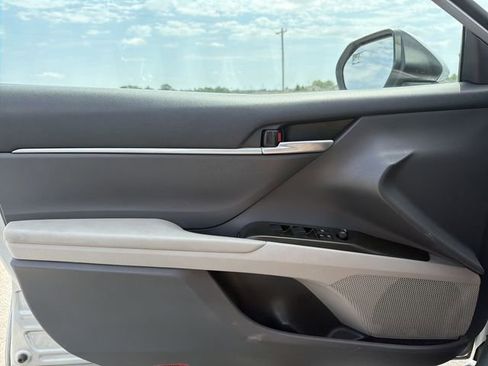 Used 2023 Toyota Camry SE image 35