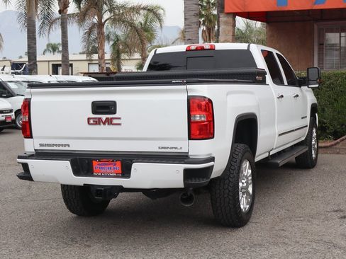 Used 2017 GMC Sierra 3500 Denali w/ Duramax Plus Package image 9
