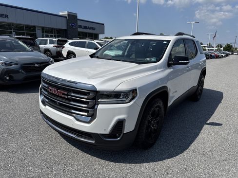 Used 2022 GMC Acadia AT4 w/ Technology Package AWD/4WD image 27