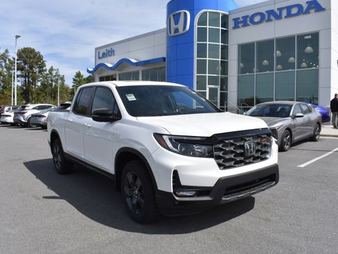 New 2026 Honda Ridgeline TrailSport image 1
