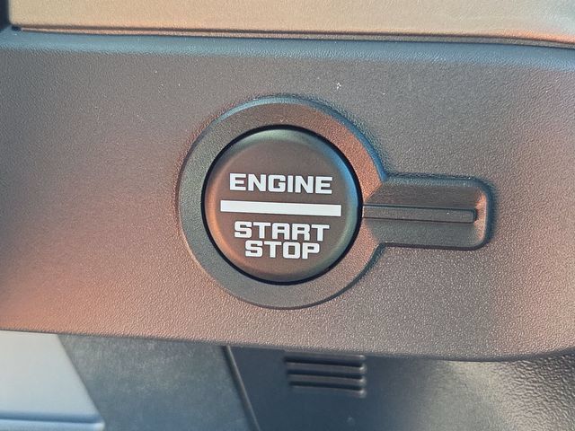 Used 2026 Ford Bronco Outer Banks w/ Sasquatch Package AWD/4WD image 19