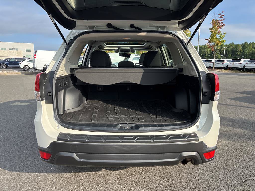 Used 2019 Subaru Forester Premium w/ All-Weather Package AWD/4WD image 29