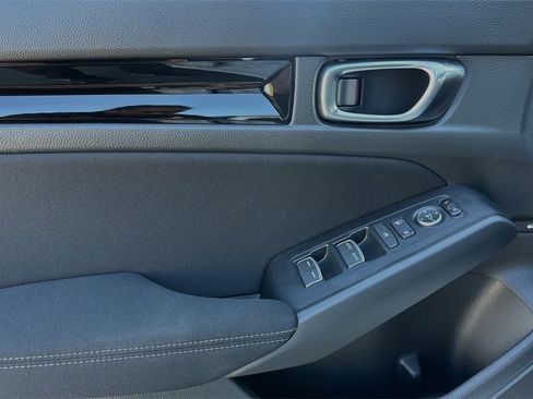 New 2025 Honda Civic Sport image 11