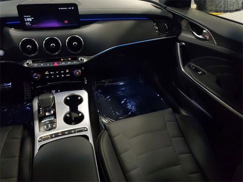 Used 2023 Kia Stinger GT2 image 17