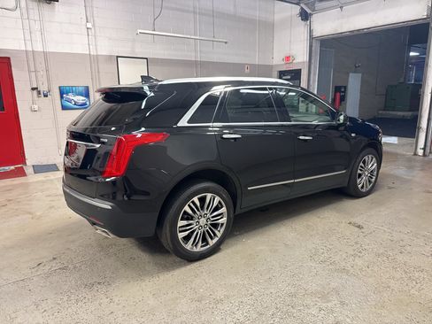 Used 2017 Cadillac XT5 Premium Luxury AWD/4WD image 8
