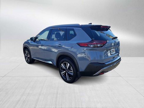 Used 2022 Nissan Rogue SL w/ SL Premium Package image 6