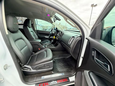 Used 2018 Chevrolet Colorado ZR2 w/ ZR2 Dusk Special Edition image 28