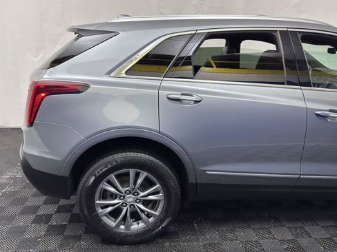 Used 2022 Cadillac XT5 Premium Luxury image 11