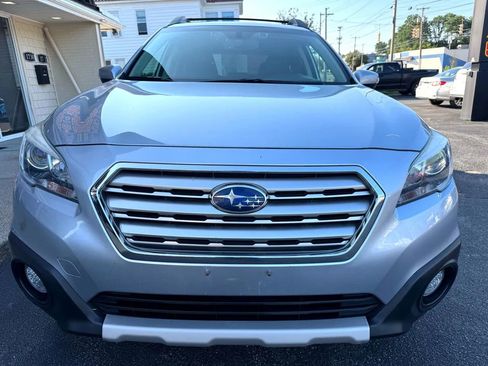 Used 2017 Subaru Outback 3.6R Limited image 9