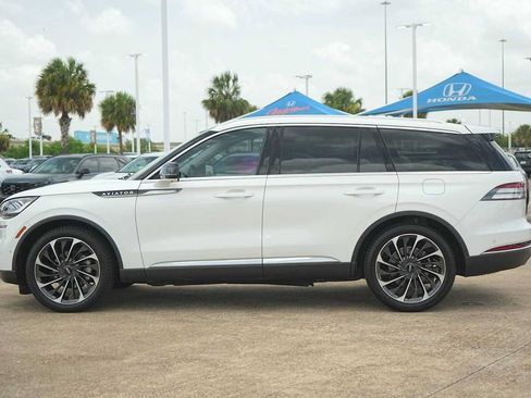 Used 2024 Lincoln Aviator Reserve w/ Equipment Group 201A RWD image 3