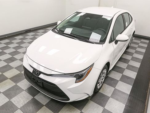 New 2026 Toyota Corolla LE FWD image 6