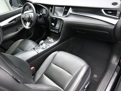 Used 2019 INFINITI QX50 Essential w/ Proactive Package FWD image 40