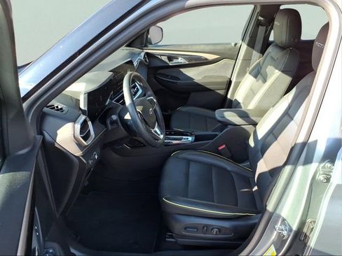 Used 2024 Chevrolet TrailBlazer ACTIV w/ Convenience Package image 19