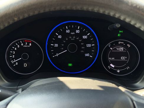 Used 2018 Honda HR-V EX-L image 12