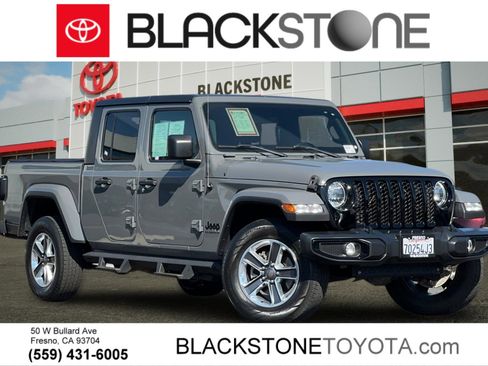 Used 2021 Jeep Gladiator Sport AWD/4WD image 1