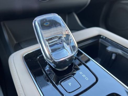 New 2026 Volvo XC90 T8 Plus w/ Protection Package Premier image 33