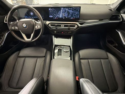 Used 2024 BMW 330i Sedan w/ Convenience Package RWD image 15