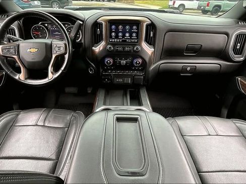 Used 2020 Chevrolet Silverado 2500 High Country w/ Z71 Off-Road Package AWD/4WD image 7