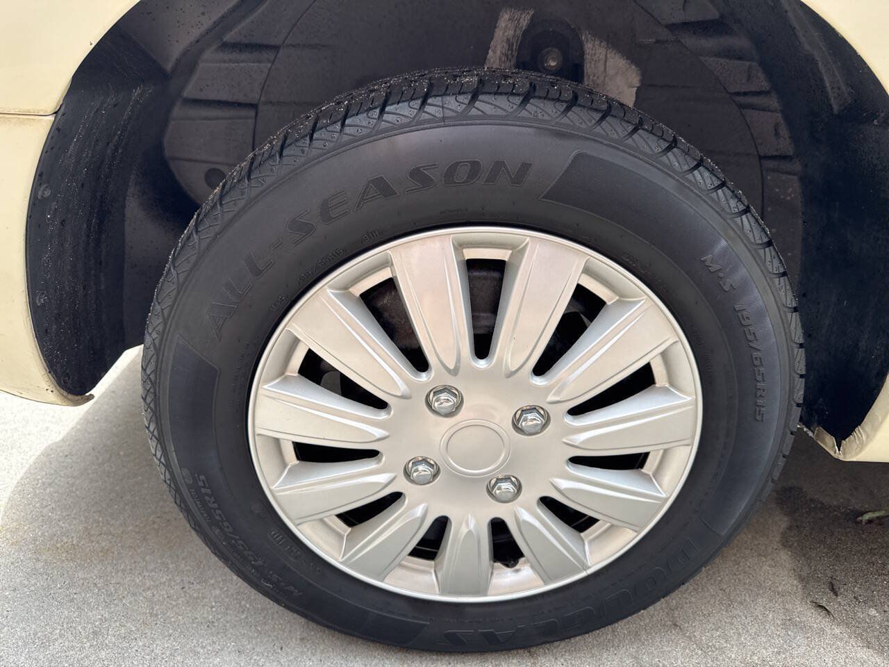 Used 2007 Chrysler PT Cruiser Touring FWD image 26