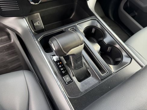 Used 2025 Ford F150 Lightning Pro image 25