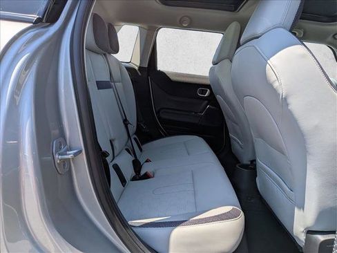 Certified 2025 MINI Cooper 4-Door Hardtop FWD image 20