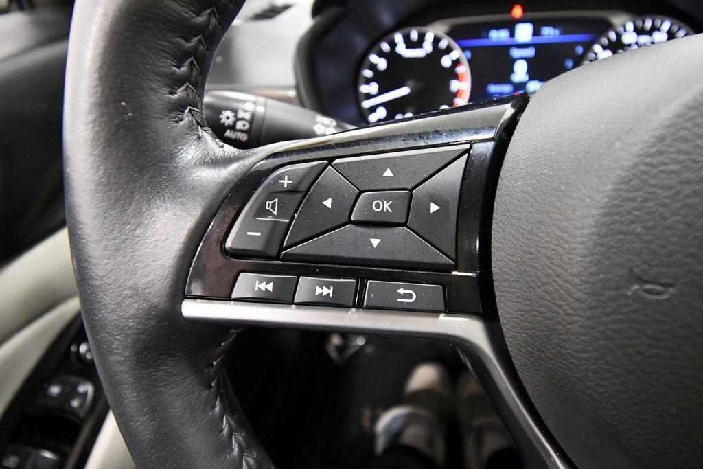 Used 2024 Nissan Altima 2.5 SL AWD/4WD image 21