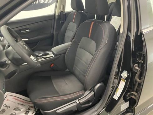 New 2025 Nissan Sentra SR image 12