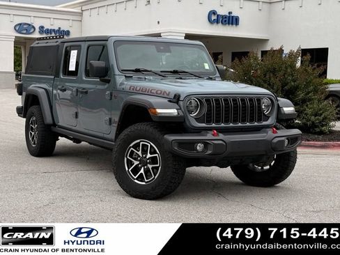 Used 2024 Jeep Gladiator Rubicon w/ Convenience Group AWD/4WD image 1
