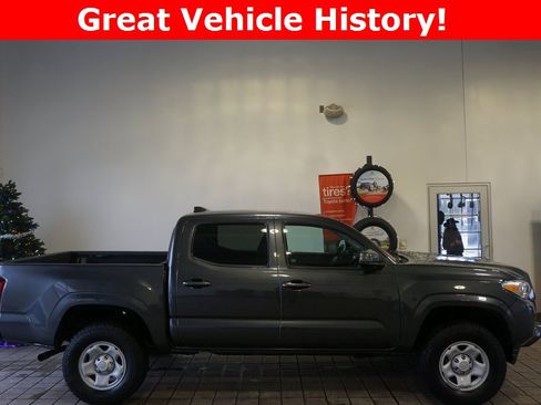 Used 2023 Toyota Tacoma SR image 2