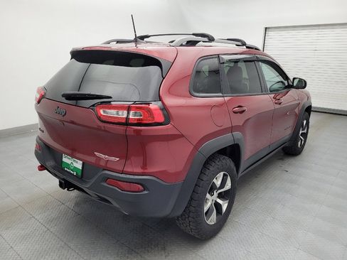 Used 2017 Jeep Cherokee Trailhawk image 9