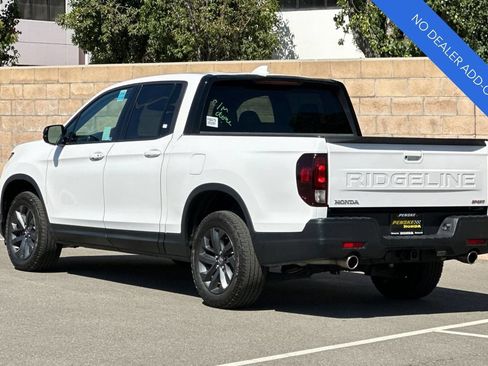 Certified 2025 Honda Ridgeline Sport image 6