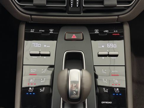 New 2026 Porsche Macan S image 41