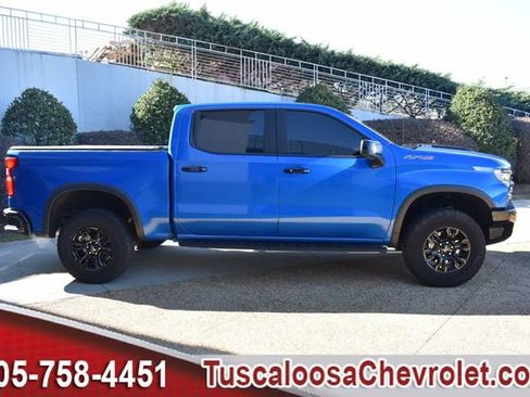 Used 2023 Chevrolet Silverado 1500 ZR2 w/ Technology Package image 12